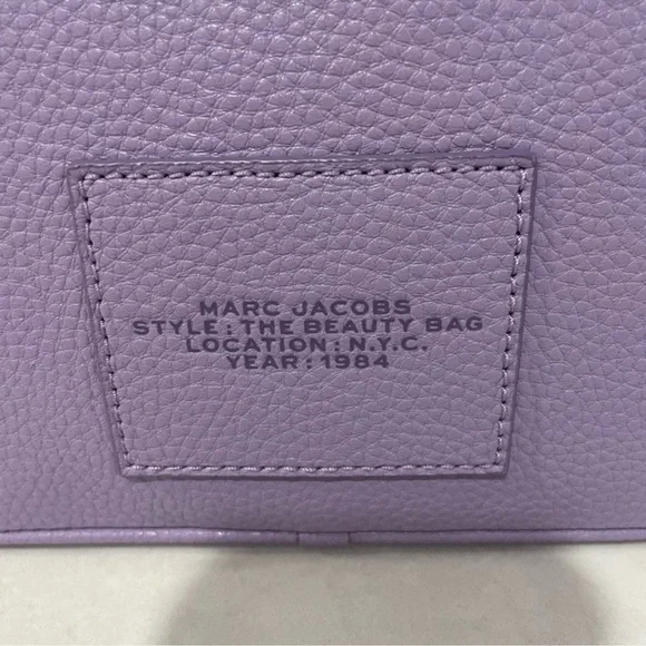 Marc Jacobs The Beauty Bag Pouch Wristlet in Lavender - Picture 10 of 10